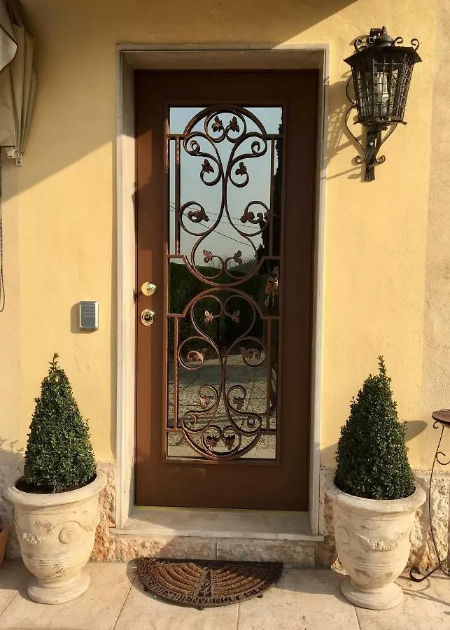 B&B Castel Montorio Verona Bed & Breakfast